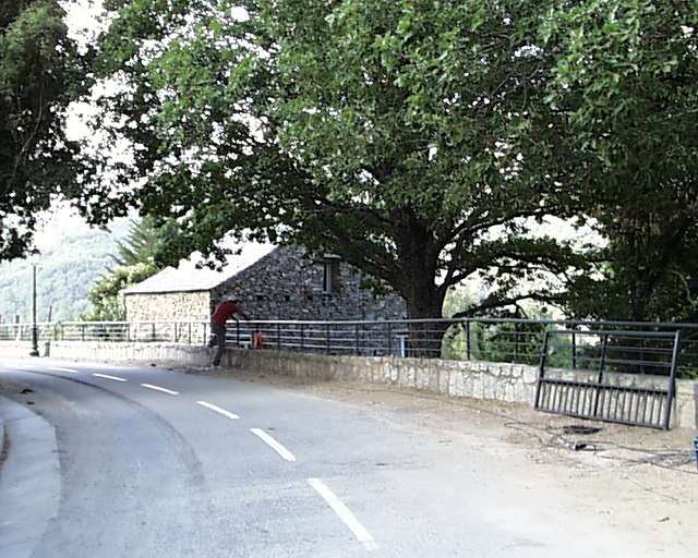 rambardes en continuation de l?existant vers bustanico