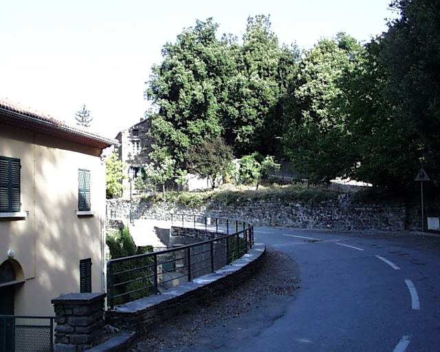 Rambardes sortie village