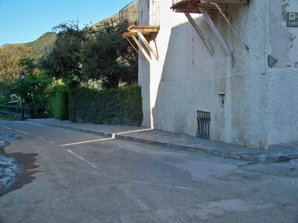 Trottoirs vers mur du Querciu